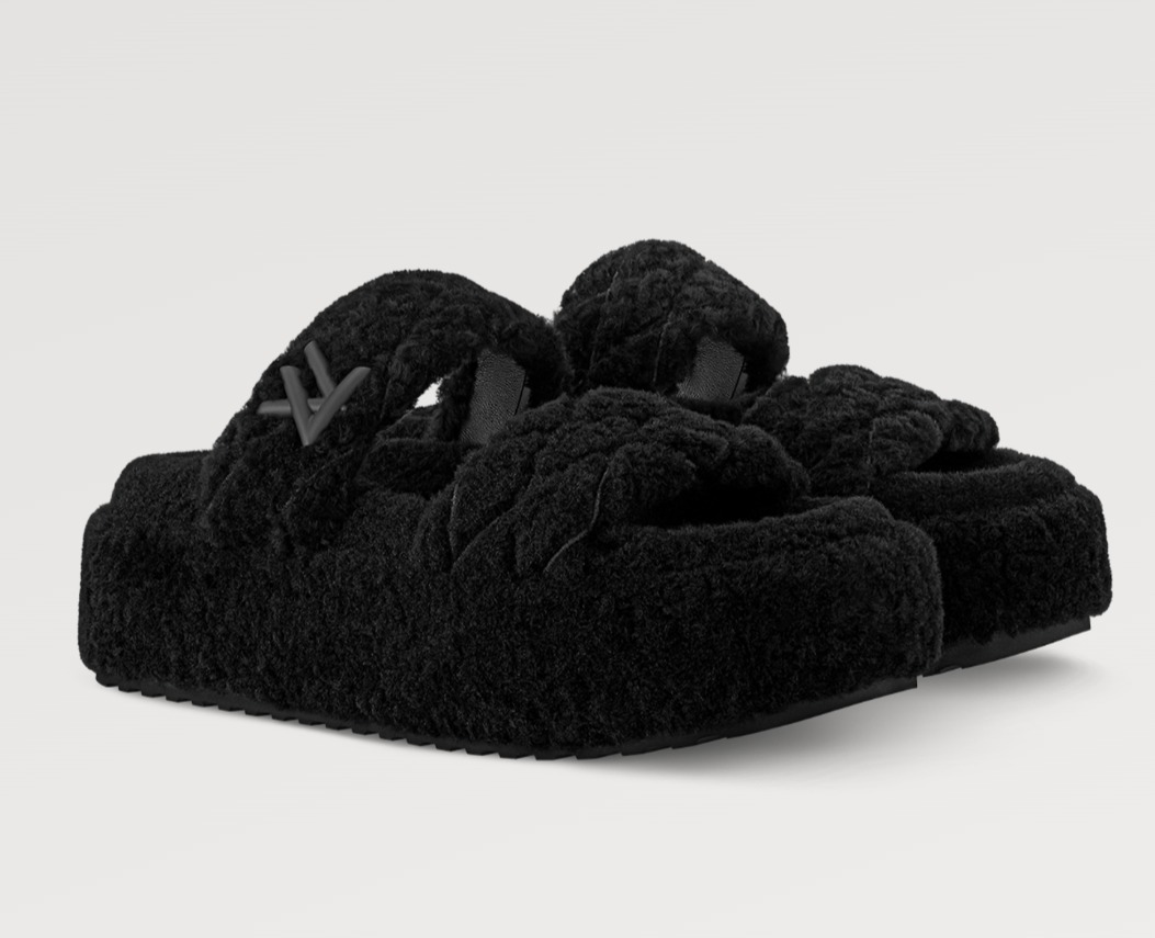 ☆厚底が可愛い♪【ルイヴィトン】厚底 ファー サンダル☆ (Louis