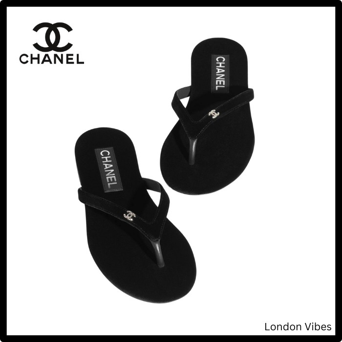 シンプルでお洒落☆ CHANEL ベロア ビーチサンダル キラキラロゴ