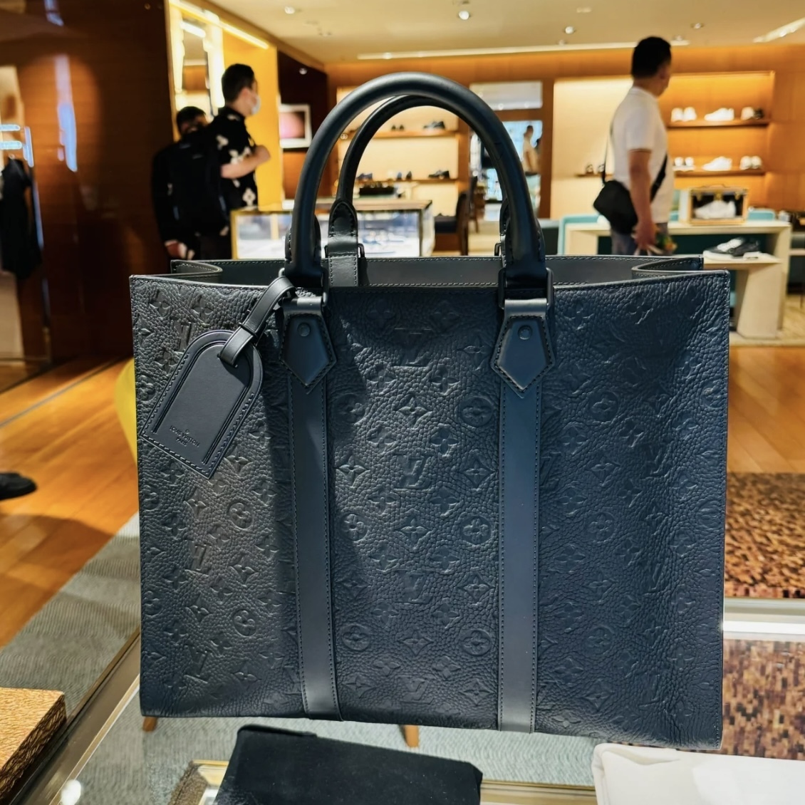ビジネスシーンでも使いやすい♪】ルイヴィトン トートバッグ (Louis