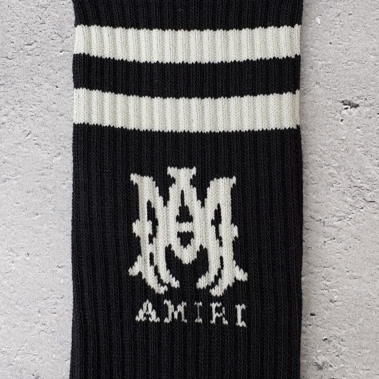☆関税・送料込み【AMIRI（アミリ）】MA ロゴ ソックス 靴下 (AMIRI