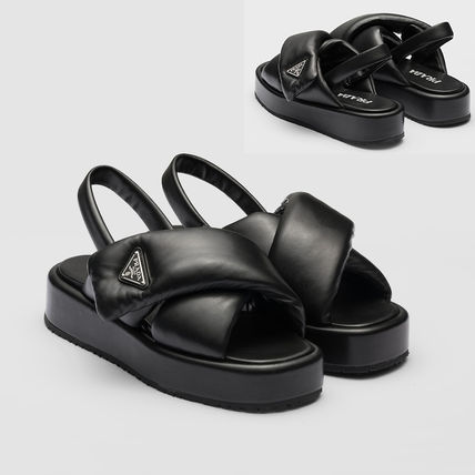 PRADA(プラダ) 大人気のアイコンシューズ「ラバーサンダル」にウェッジ