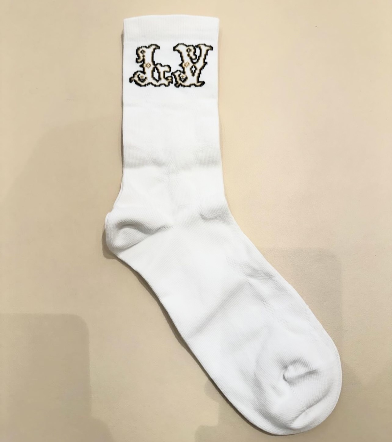 さりげなく見えるロゴがお洒落♪】ルイヴィトン 靴下 ソックス (Louis