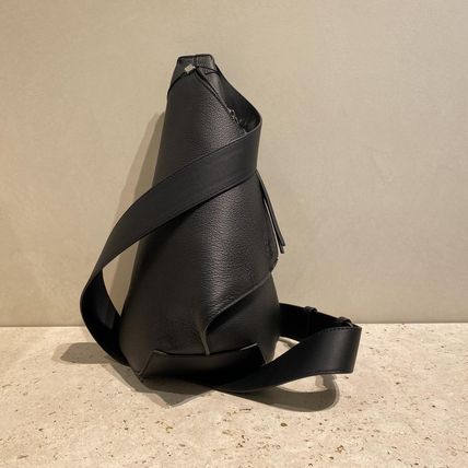 LOEWE ANTON(ロエベ アントン) ショルダーバッグ(メンズ) - ブランド