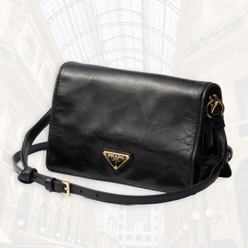 送料込*プラダ*ヴィンテージ風多機能レザーショルダーバッグ (PRADA