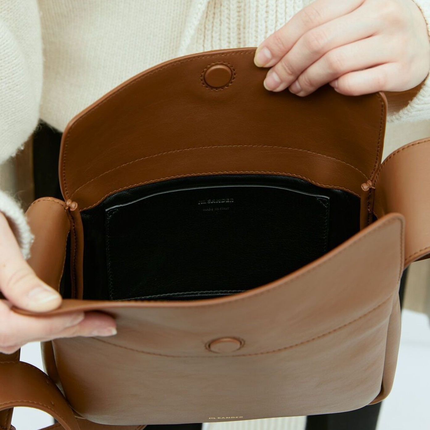 関税込 上品 ジルサンダー ショルダーバッグ フラップ ブラウンの通販