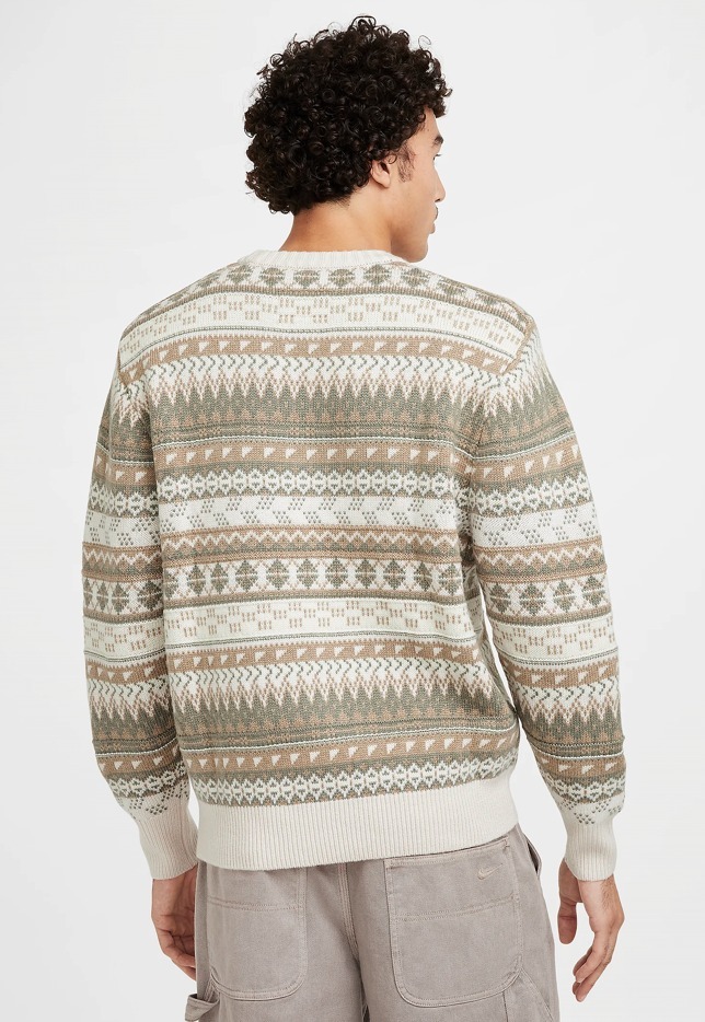 これからの季節に大活躍☆最新セーター☆Nike Life☆お早めに！ (Nike