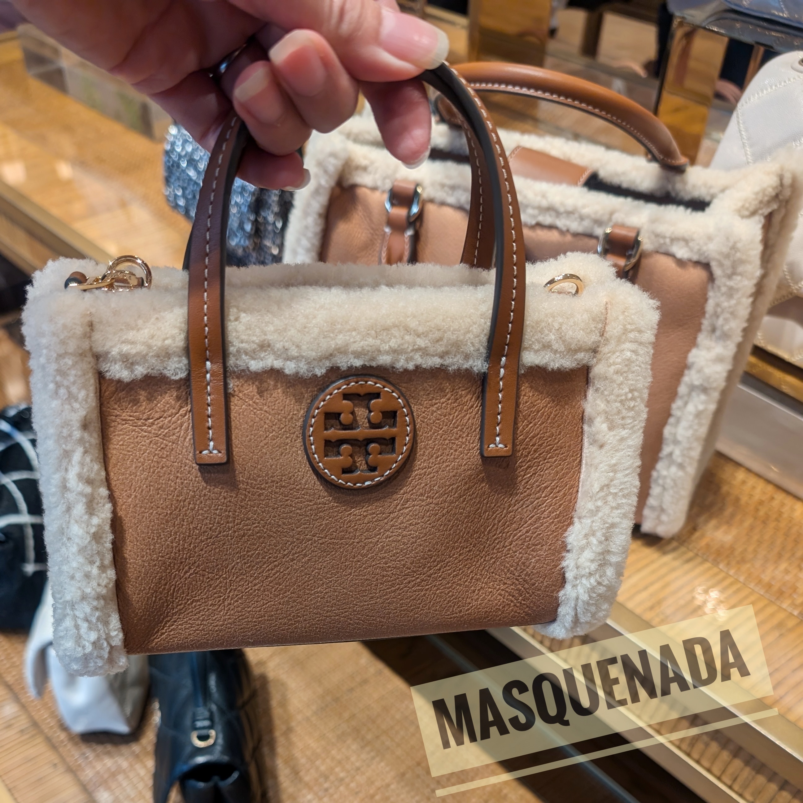 セール☆Tory Burch BLAKE SHEARLING MINI SHOPPER (Tory Burch
