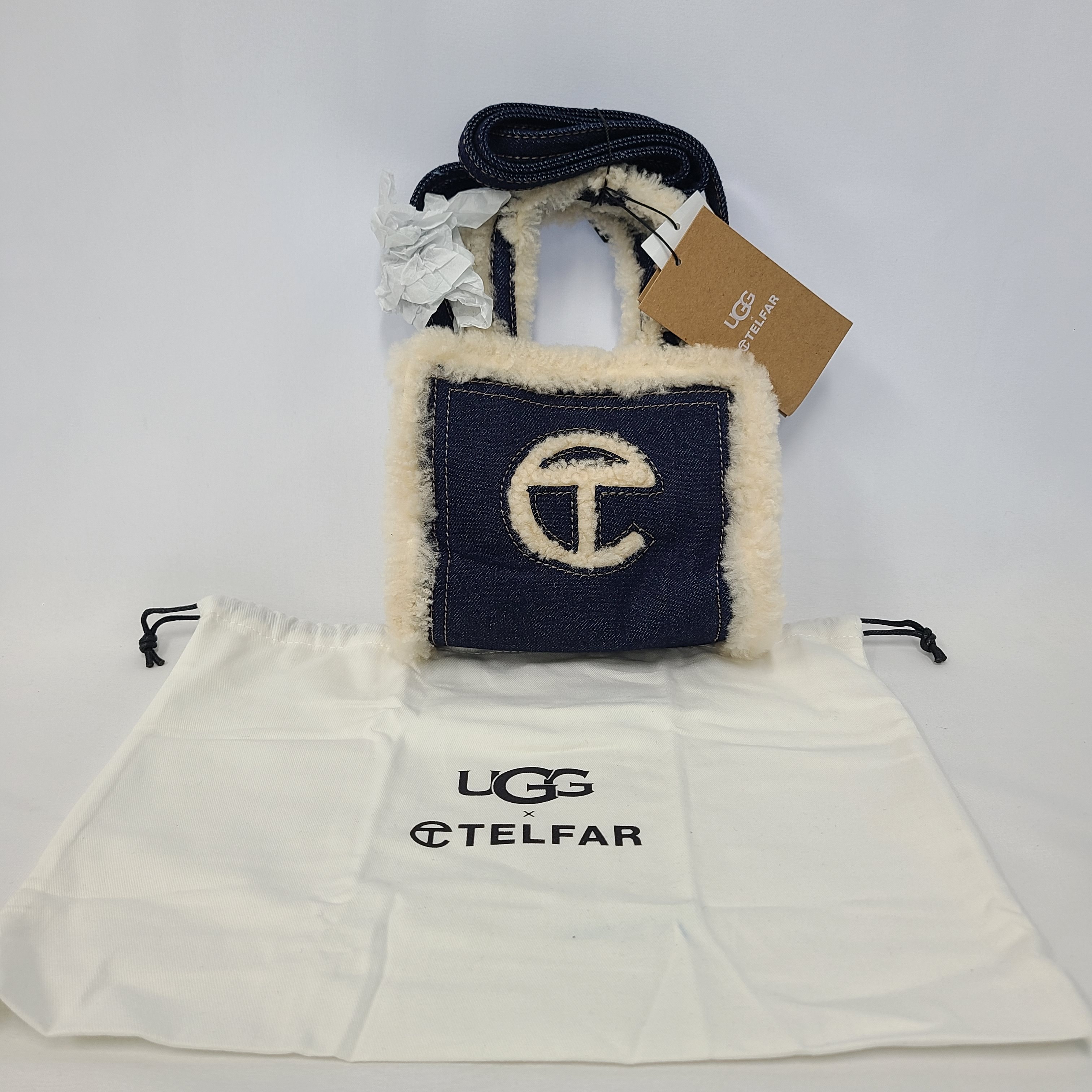 UGG X Telfar】☆送料・関税込☆スモールトートバッグ (UGG/ショルダー