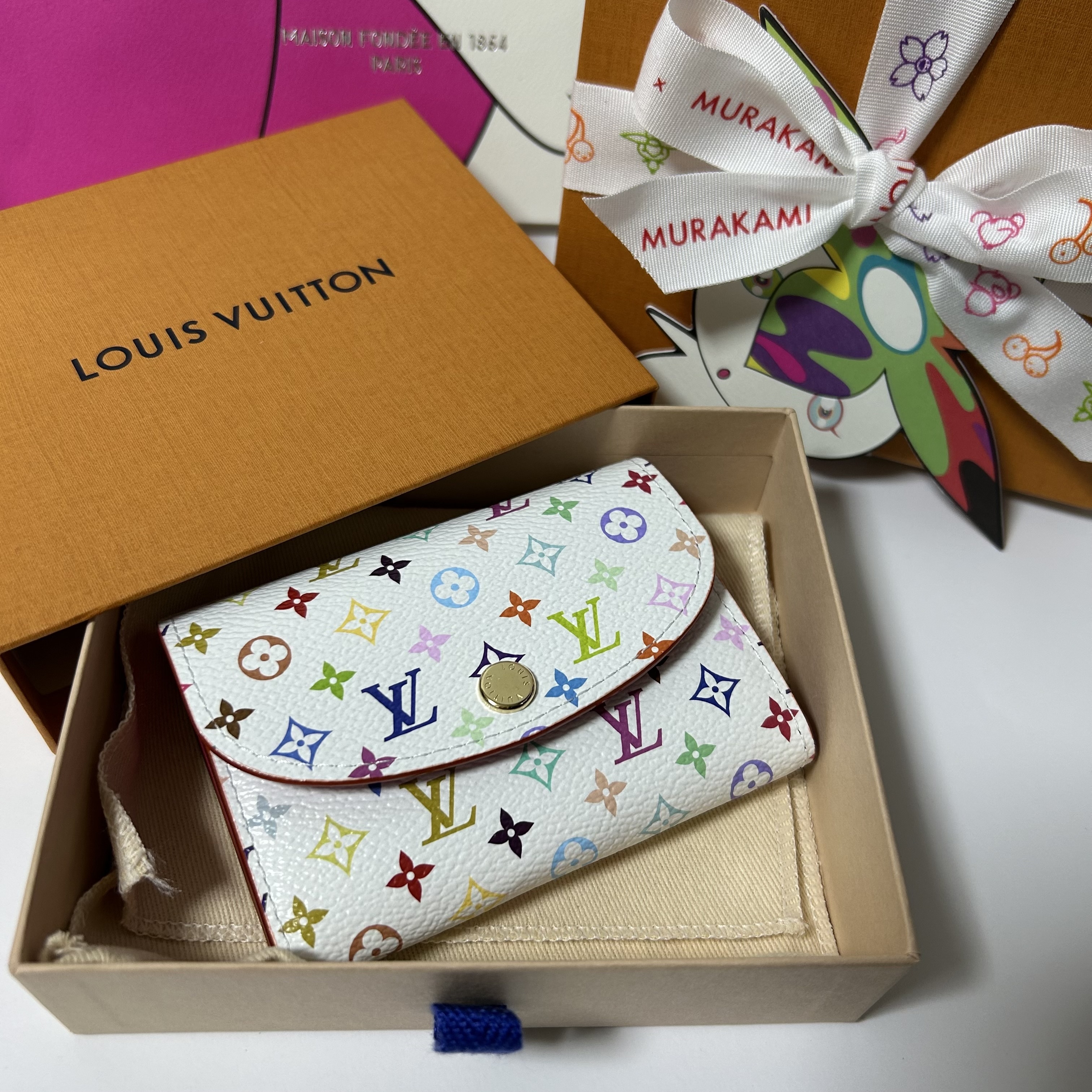 ビビットピンクが可愛い♪】ルイヴィトン×村上隆 ミニ財布 (Louis