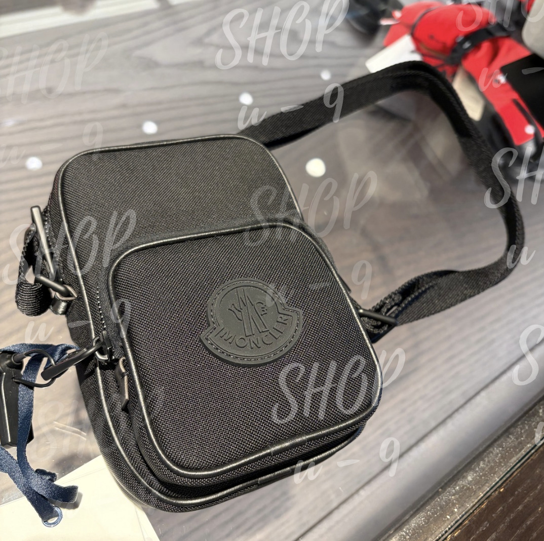 MONCLER モンクレール ロゴ ショルダーバッグ YEHOR (MONCLER