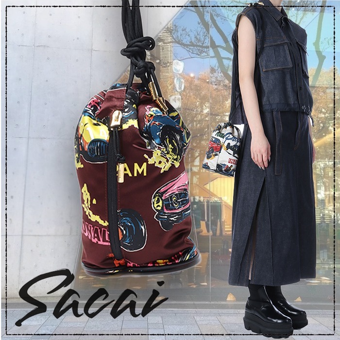 洗練された個性》【sacai】巾着/カーレースプリント (sacai/ショルダー