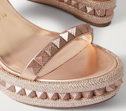 ピンク系 Christian Louboutin(クリスチャンルブタン) サンダル