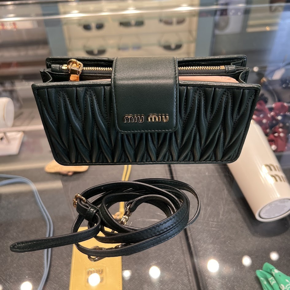 ♪直営アウトレット♪MIU MIU ミニショルダーバッグ 5BP042 N88