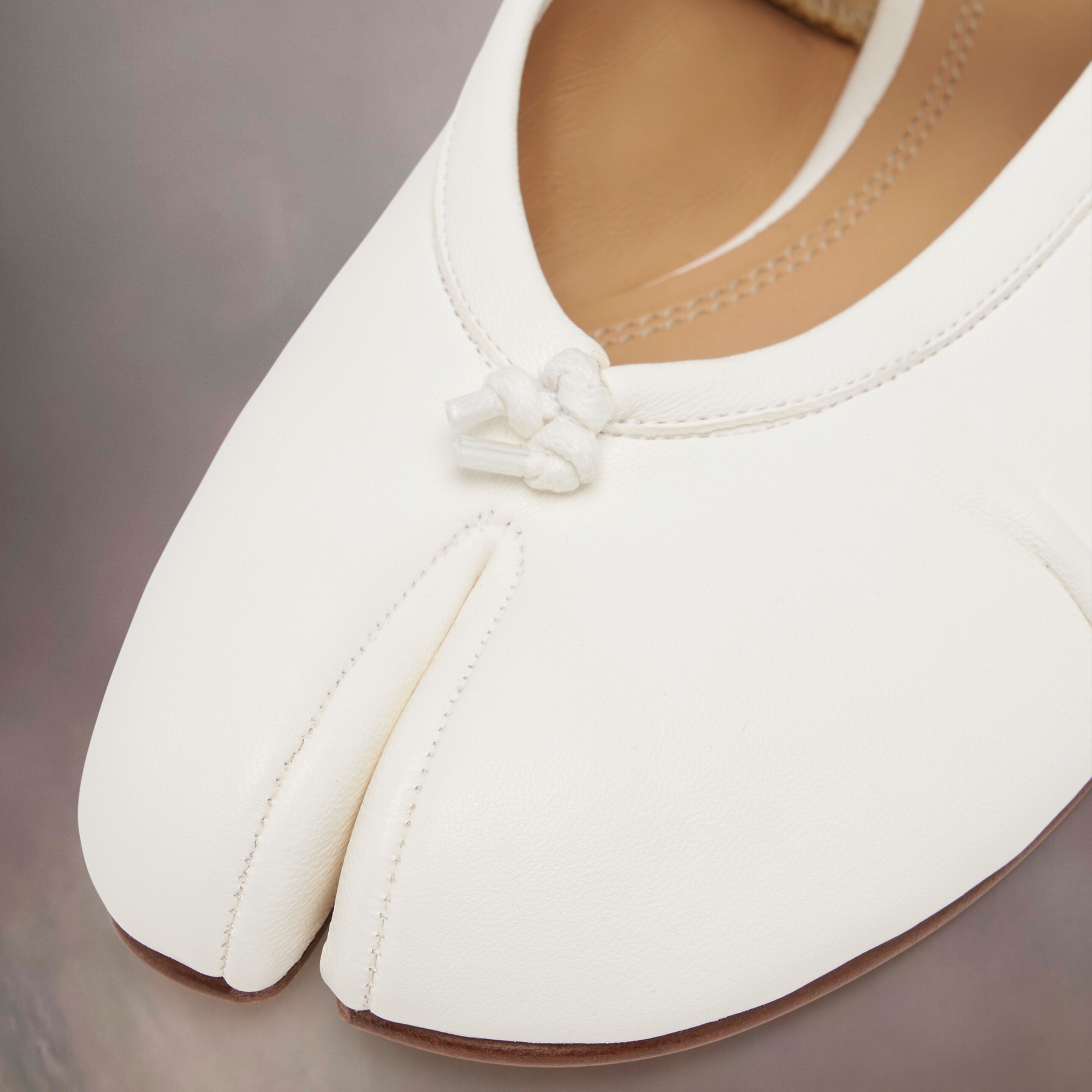 Maison Margiela 】 ゴムバンド付き足袋バレエフラット (Maison