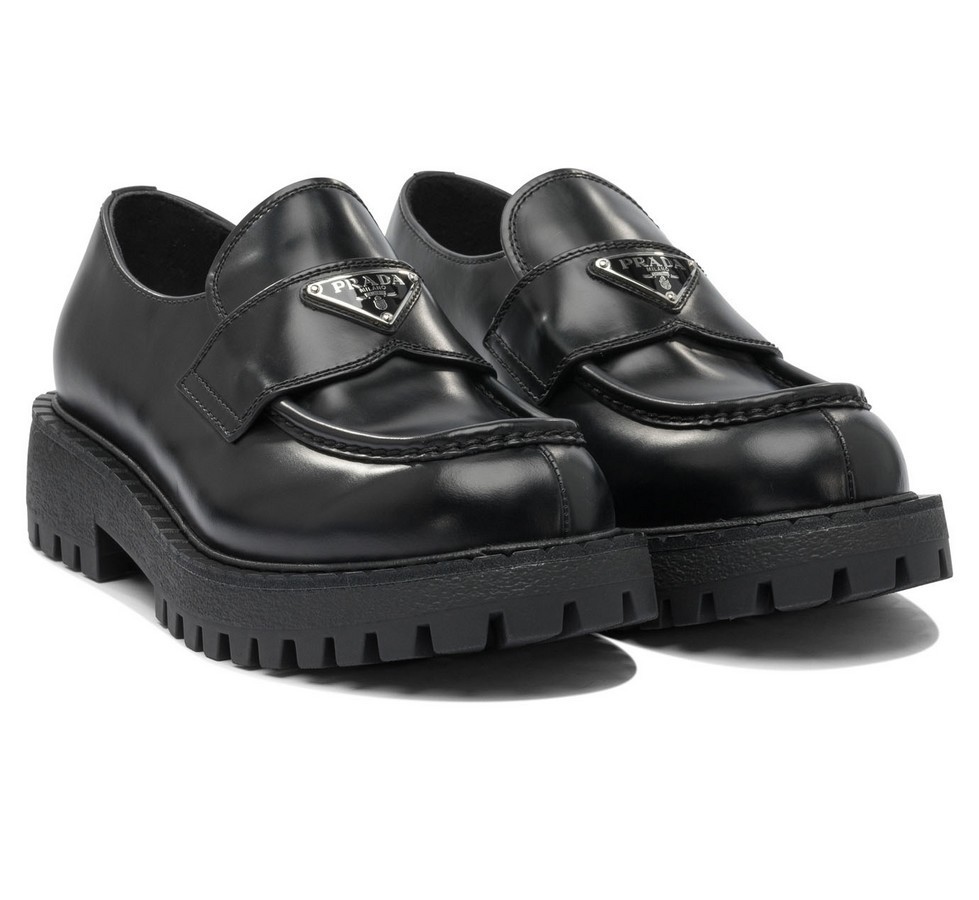 PRADA ブラッシュドレザー ローファー 厚底 サンモリッツソール (PRADA