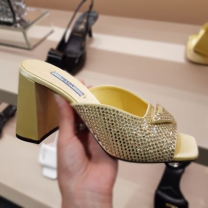 ビジュー PRADA(プラダ) サンダル・ミュール(レディース) - 海外通販の