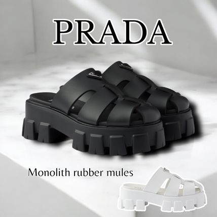 ホワイト（白）系 PRADA(プラダ) サンダル・ミュール(レディース