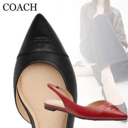 レッド（赤）系 24.5cm Coach(コーチ) フラットシューズ(レディース