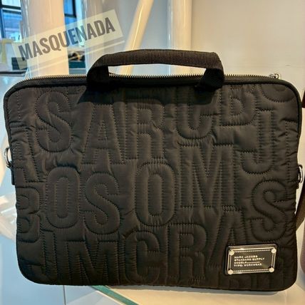MARC JACOBS(マークジェイコブス) PCケース・バッグ(レディース