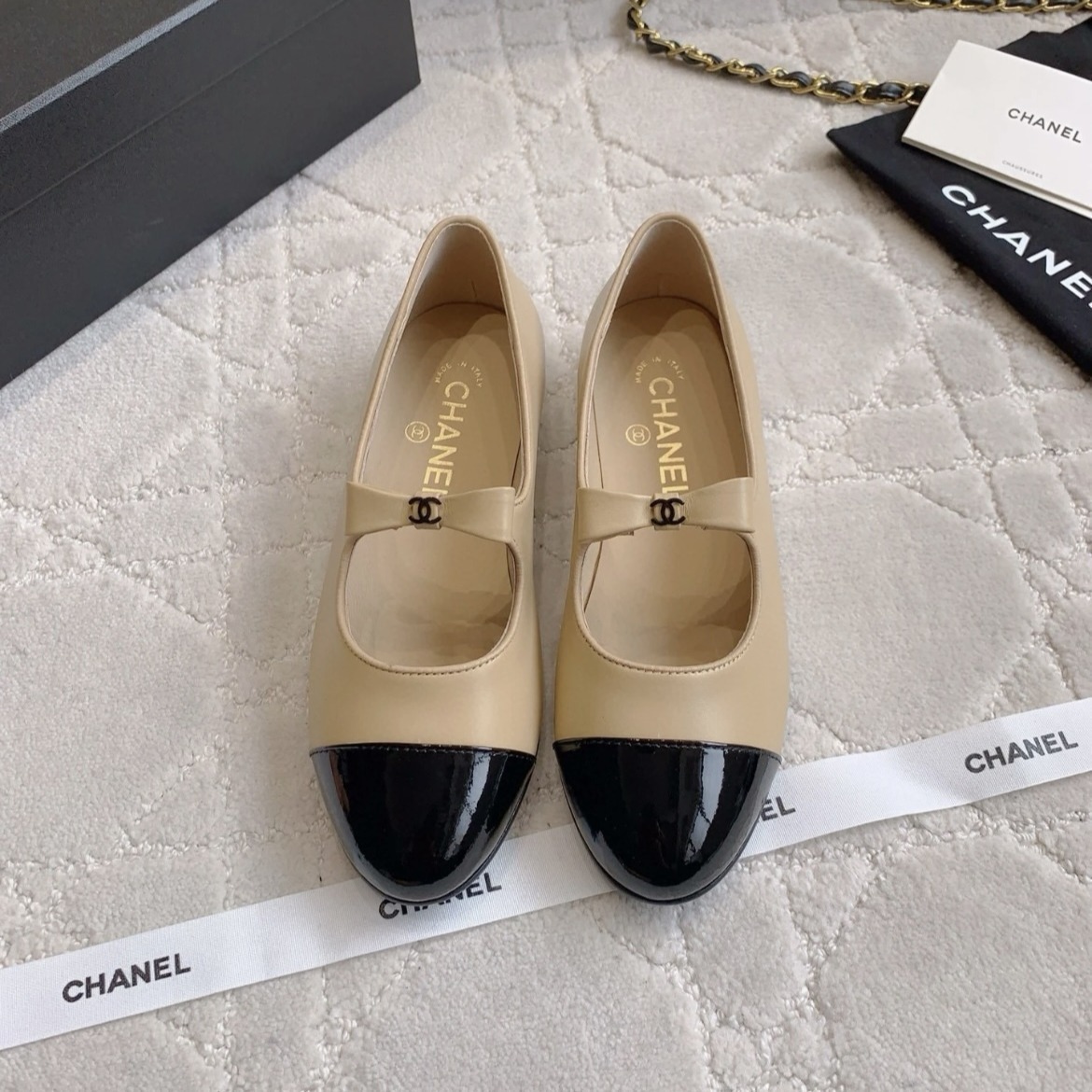 上品クラシカル】CHANEL メリージェーン フラット (CHANEL/フラット