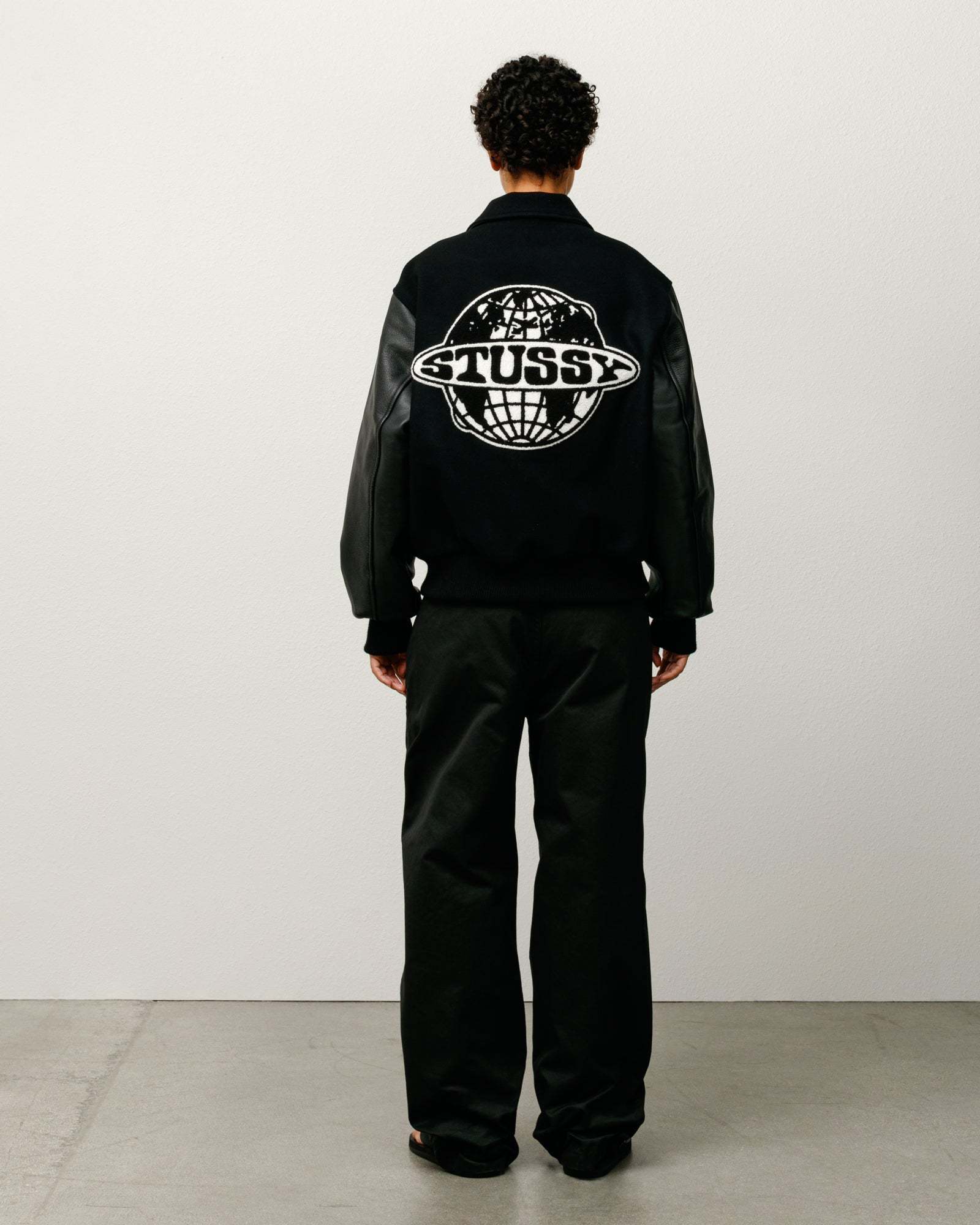 Stussy】 正規品☆ Globe Varsity Jacket Black ☆人気 (STUSSY