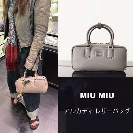 グレー（灰色）系 MiuMiu(ミュウミュウ) バッグ・カバン(レディース