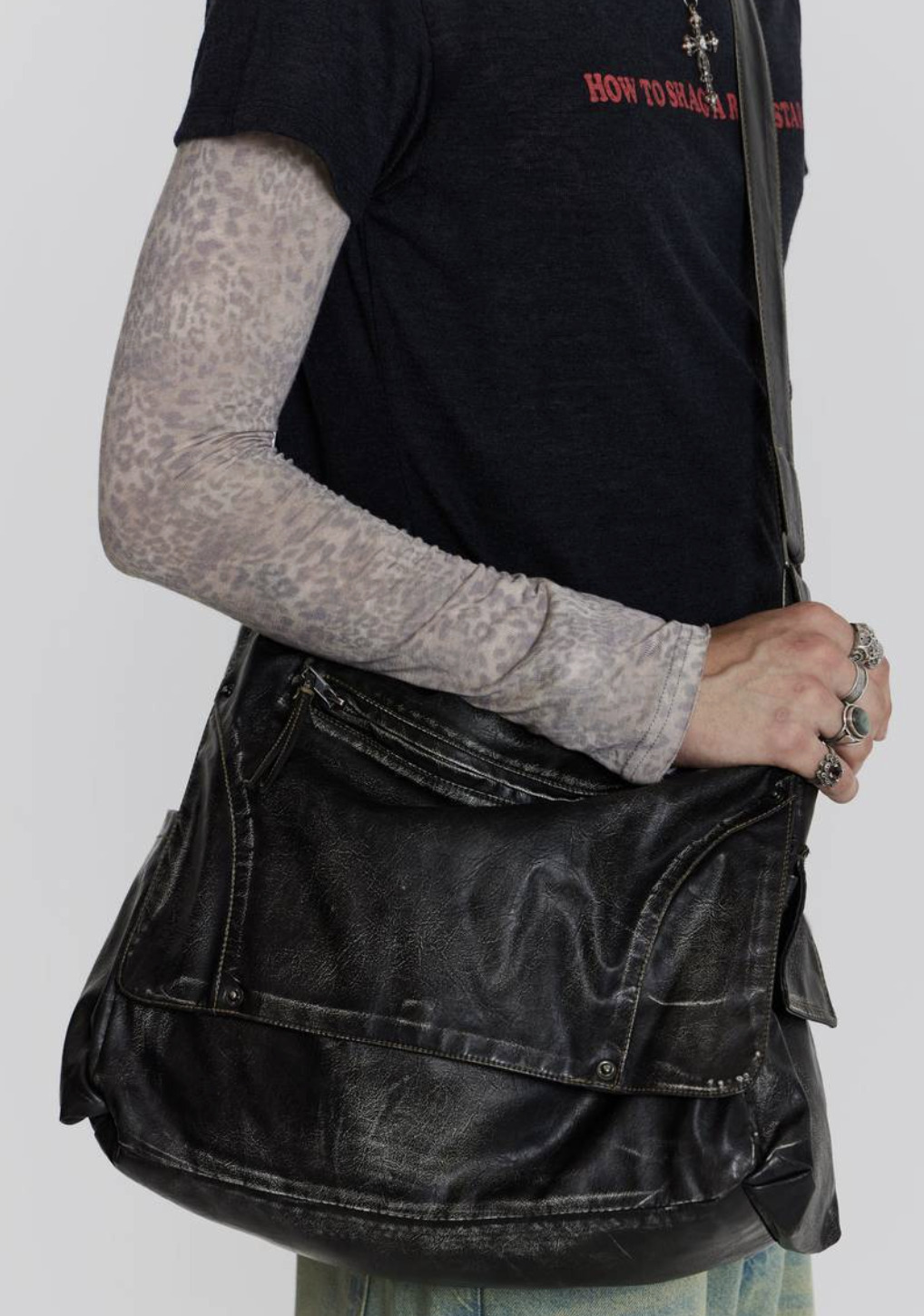 関税込み・大人気！【JADED LONDON】Ash Messenger Bag (JADED LONDON