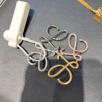 マルチカラー ヨーロッパ LOEWE(ロエベ) ブローチ・コサージュ