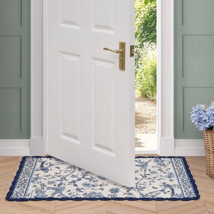 Laura Ashley(ローラアシュレイ) ラグ・カーペット(ライフスタイル