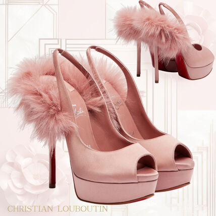 ピンク系 Christian Louboutin(クリスチャンルブタン) サンダル