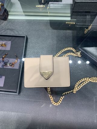 ベージュ系 PRADA(プラダ) カードケース・名刺入れ(メンズ) - 海外通販