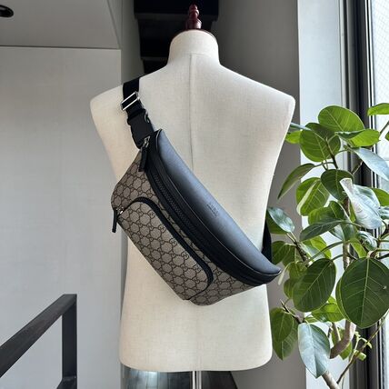 ボディバッグ GUCCI(グッチ) ショルダーバッグ(メンズ) - ブランド通販