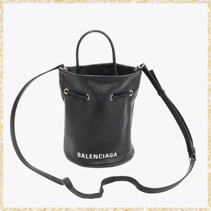 バケットバッグ BALENCIAGA(バレンシアガ) バッグ・カバン(レディース