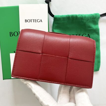 レッド（赤）系 BOTTEGA VENETA(ボッテガヴェネタ) カードケース・名刺