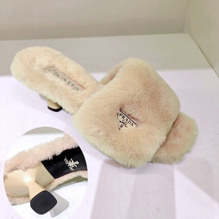 ムートン PRADA(プラダ) Boots(ブーツ) - ブランド通販のBUYMA