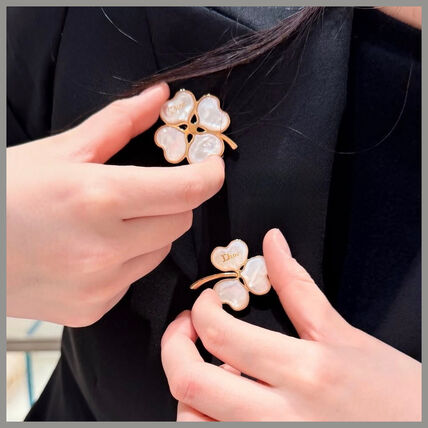 ブローチ Dior(ディオール) - ブランド通販のBUYMA