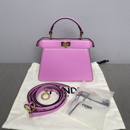 ピンク系 FENDI PEEKABOO(フェンディ ピーカブー) ハンドバッグ