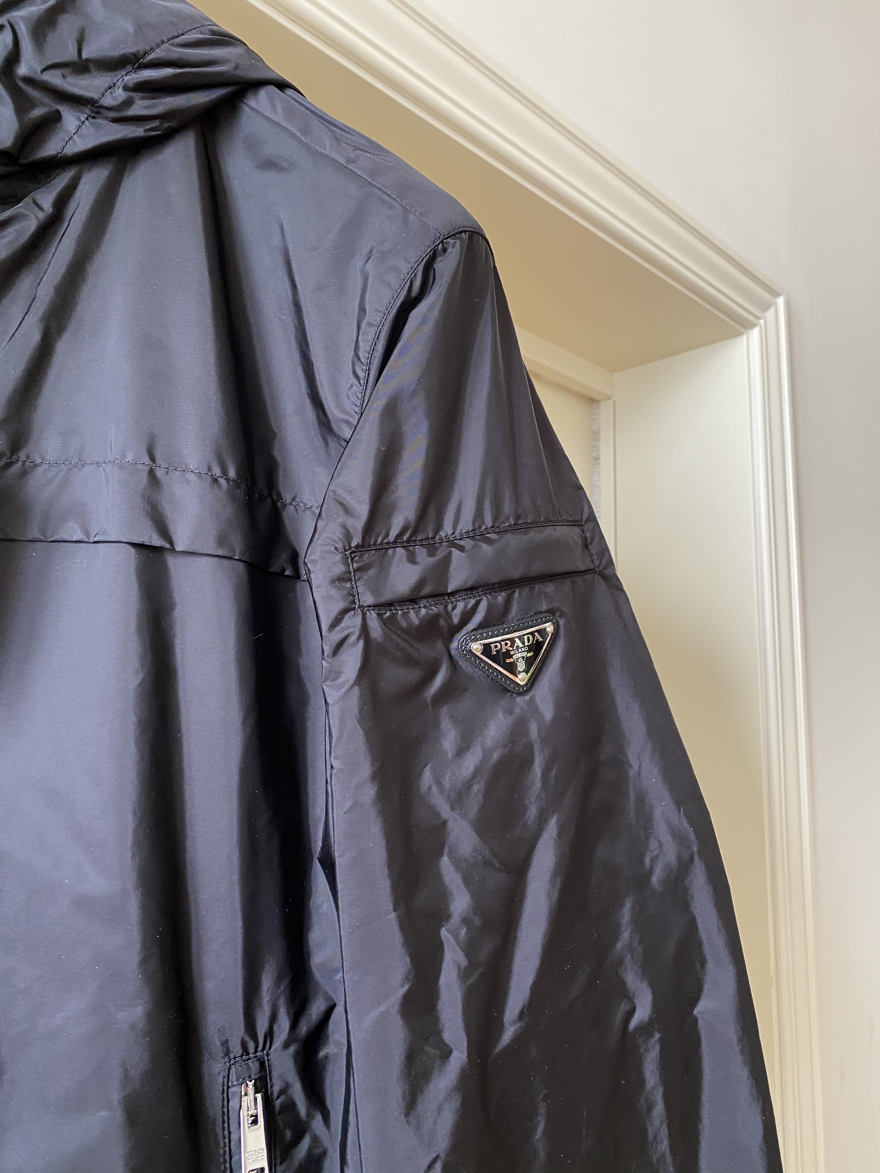 PRADA((SGA466))三角ロゴナイロンパーカー (PRADA/ブルゾン) 51742541