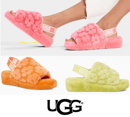 UGG FLUFF YEAH(アグ) サンダル・ミュール(レディース) - ブランド通販