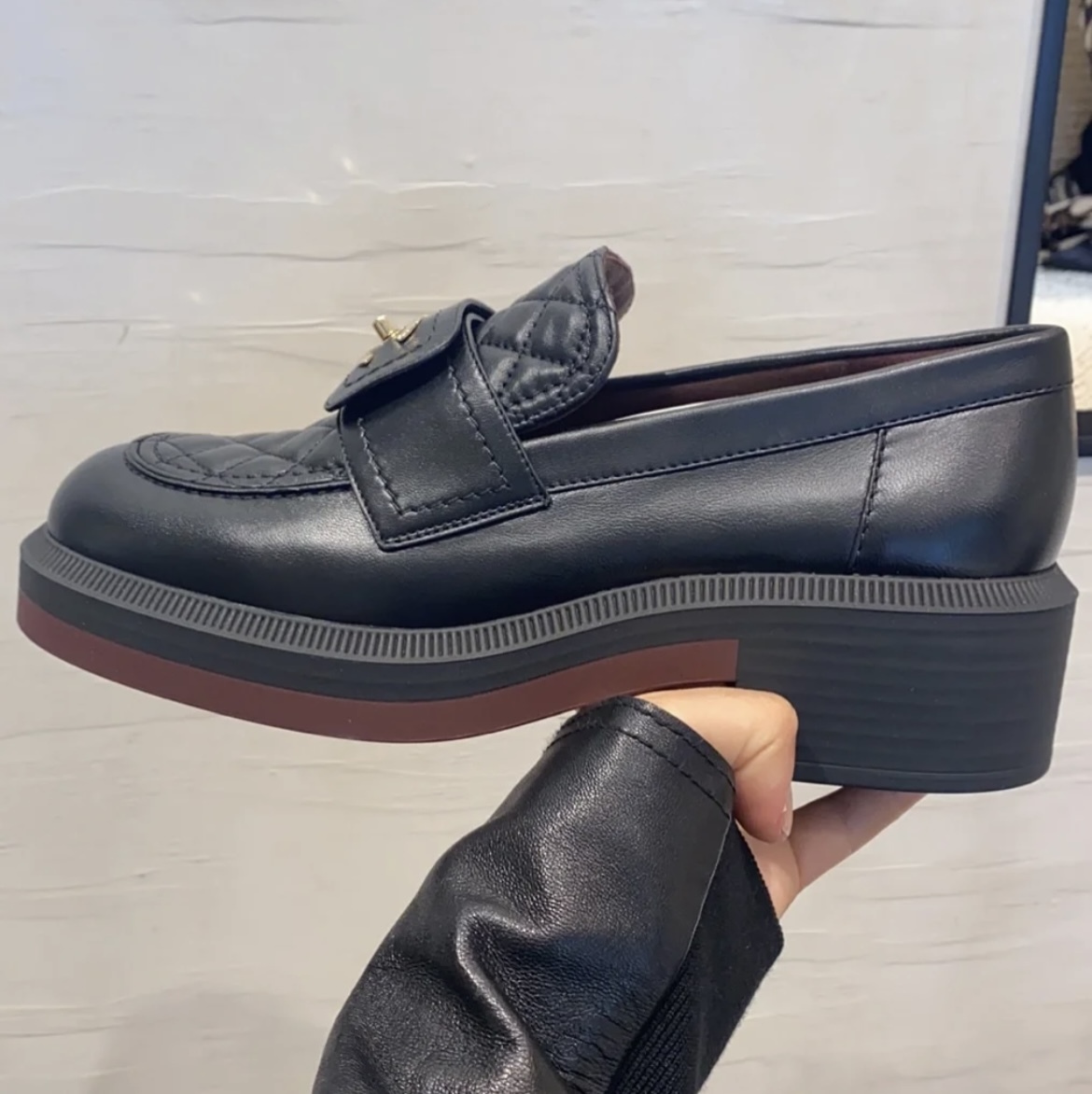 可愛いフォルムで人気♪】CHANEL ローファー (CHANEL/ローファー