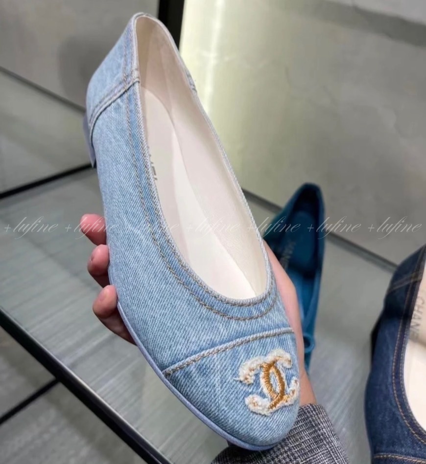 デニムカジュアルに♪】シャネル バレリーナシューズ (CHANEL/バレエ