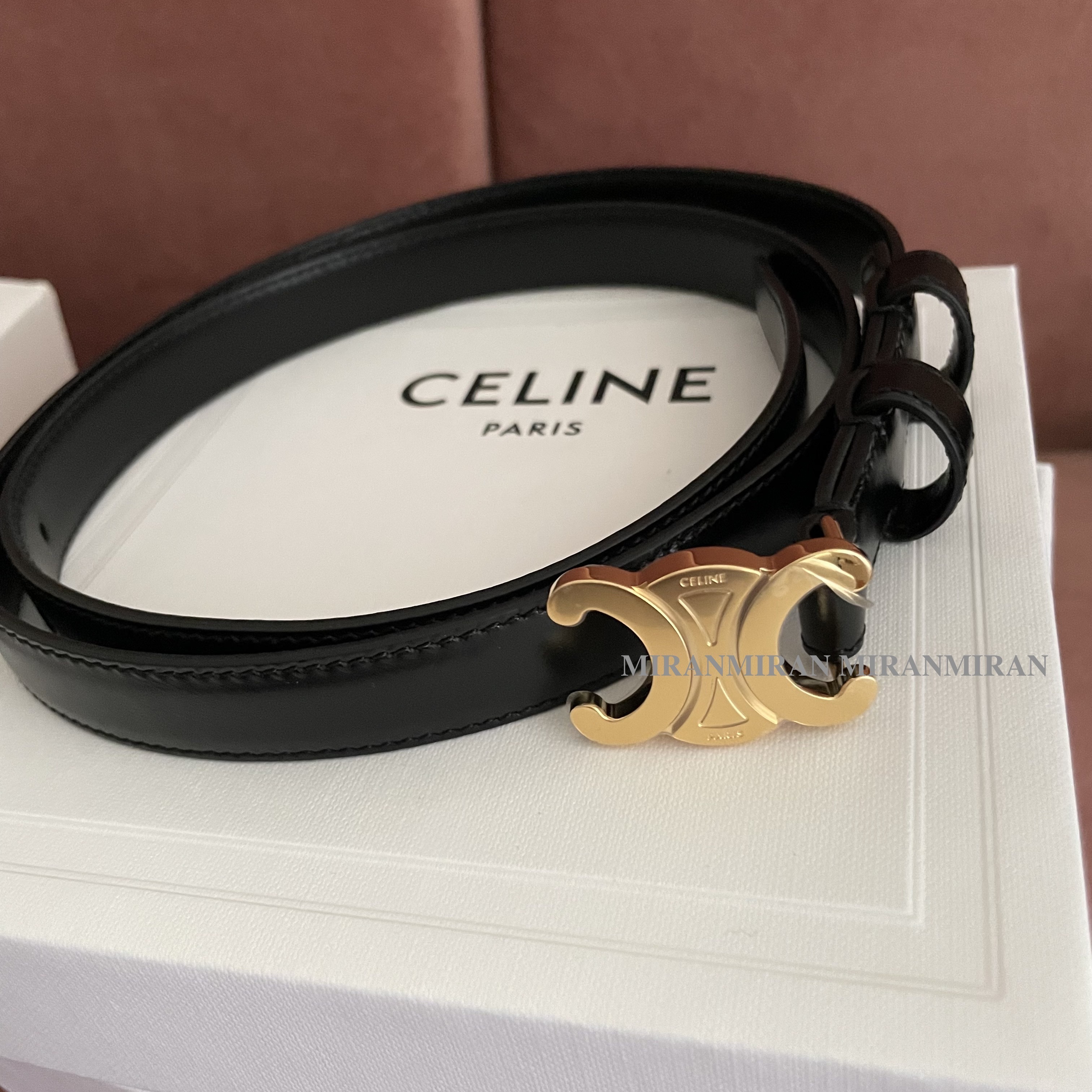 CELINE】トリオンフベルト/ スムースカーフスキン1.8cm (CELINE/ベルト