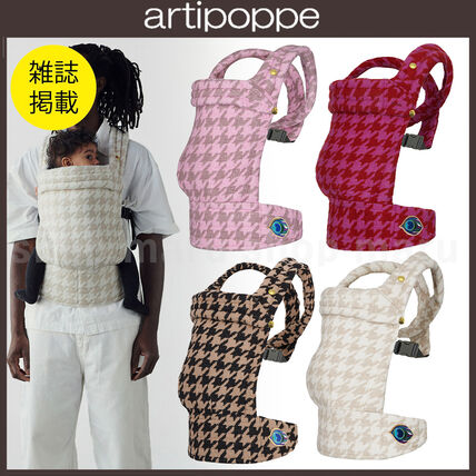 ブラック（黒）系 artipoppe(アーティポッペ) 抱っこ紐・スリング