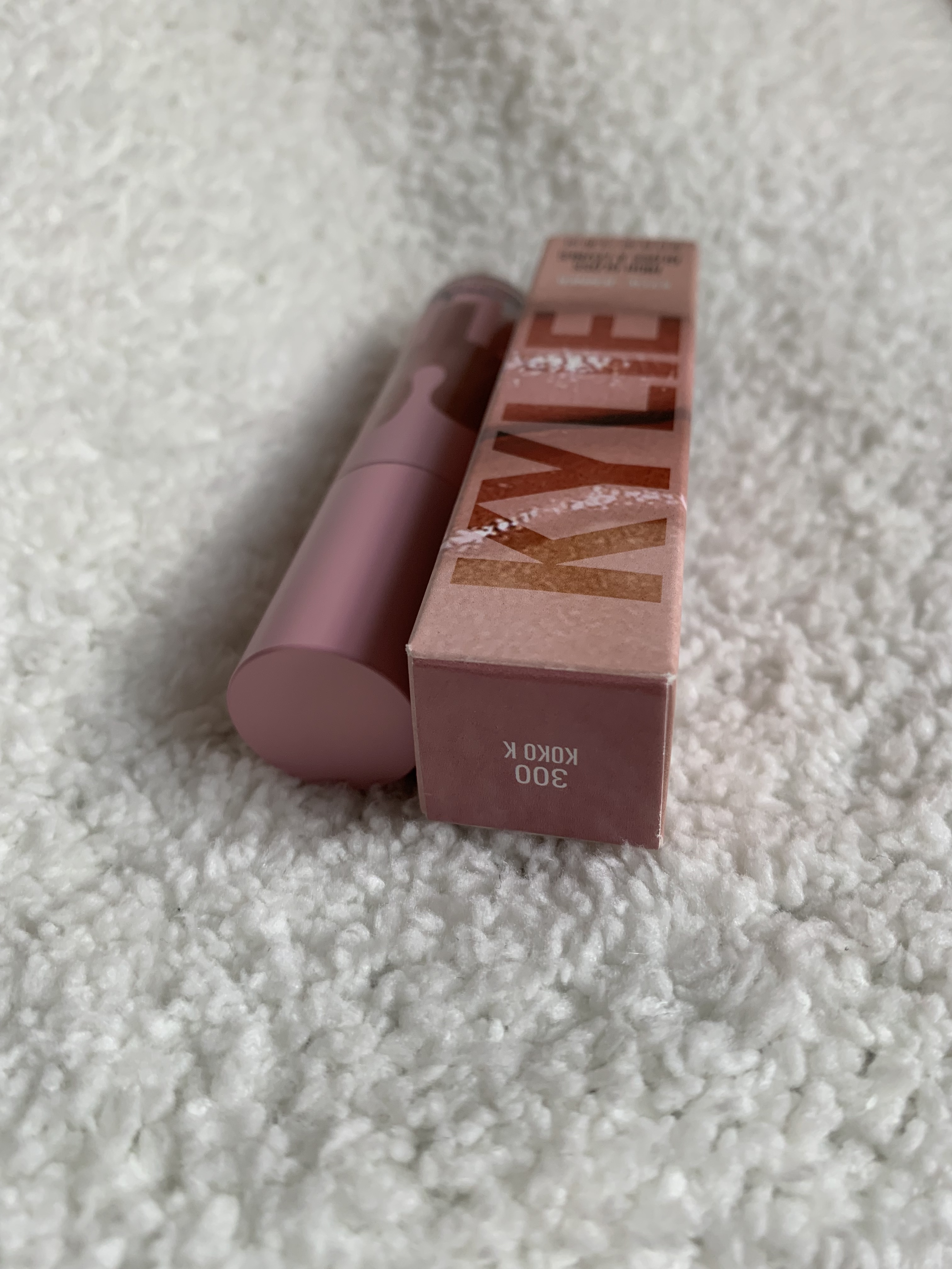 渡辺直美さんFavブランド！KYLIE COSMETICS HIGH GLOSS (KYLIE
