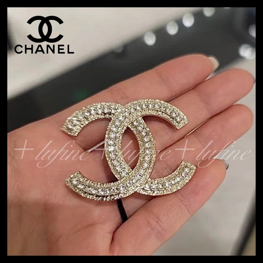 帽子や胸元でキラッと輝く♪】シャネル ゴールド ブローチ (CHANEL