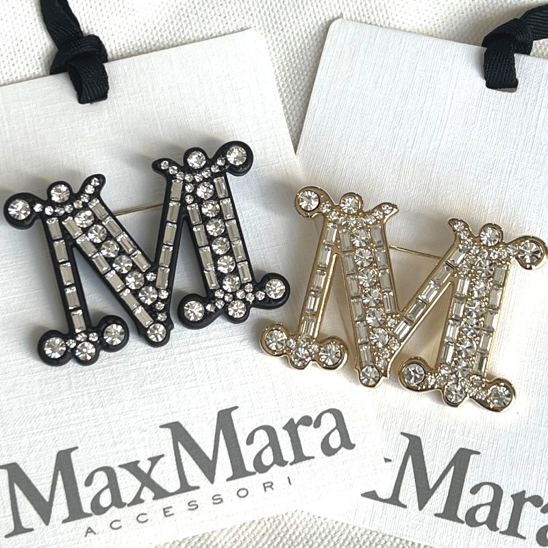 MaxMara M字型パールブローチ MaxMara M字型パールブローチ MaxMara M