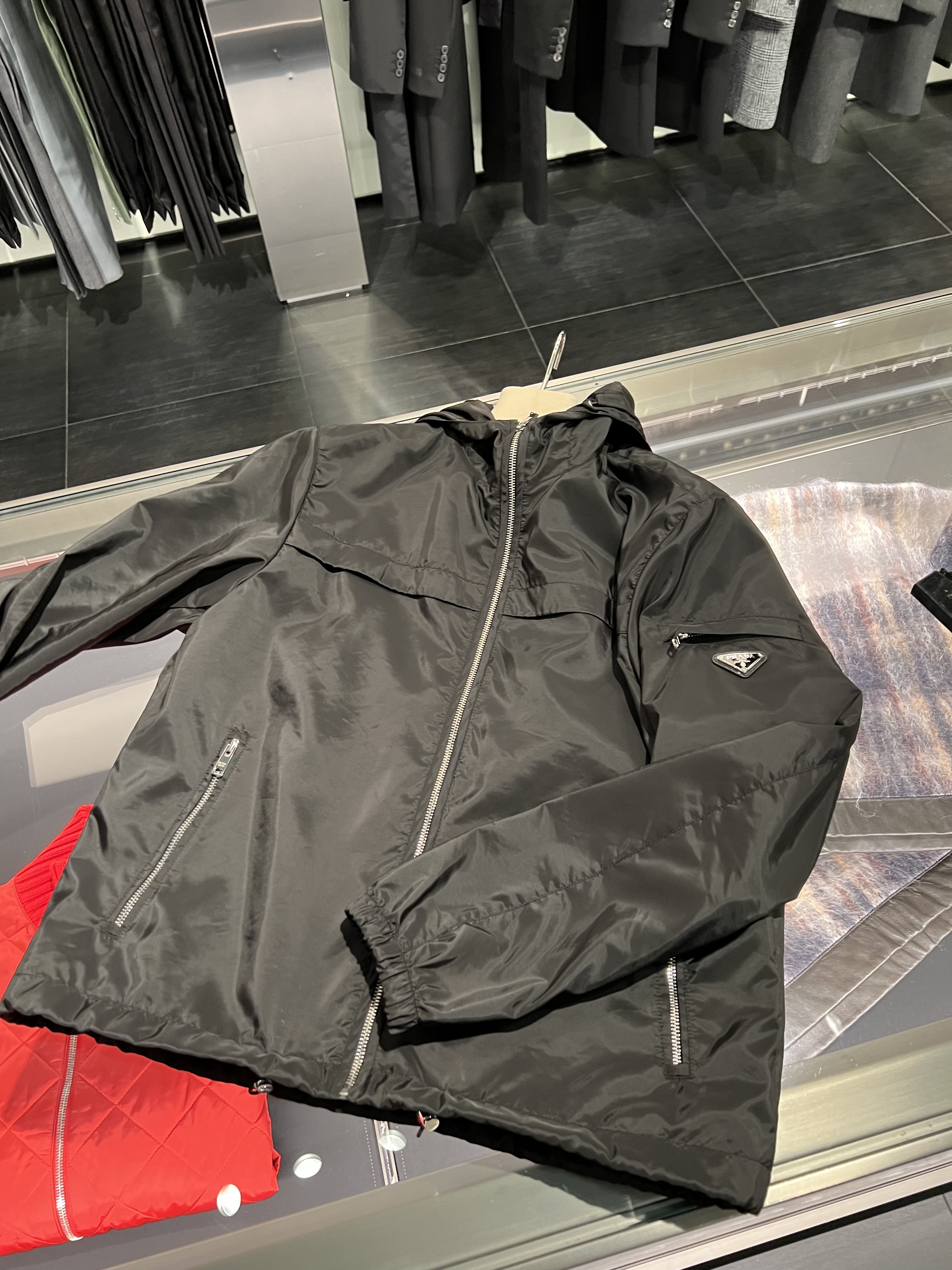 PRADA((SGA466))((選べるお色))三角ロゴナイロンパーカー (PRADA