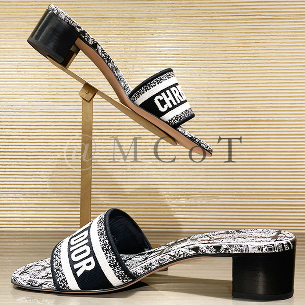 Dior スネークパターン ミュール 約8cmヒール Dior スネークパターン