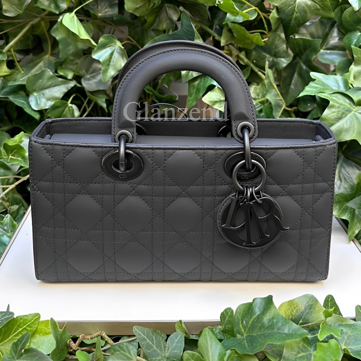 ☆オールブラック☆【Dior】《LADY D-JOY》ミディアムバッグ (Dior