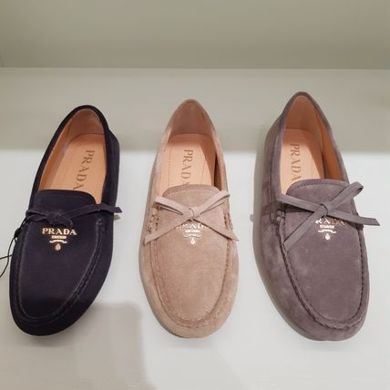 スエード PRADA(プラダ) フラットシューズ(レディース) - ブランド通販